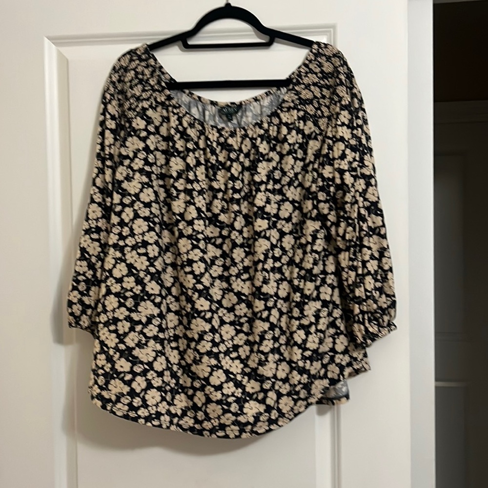 Lauren Ralph Lauren xl beige flowers with navy